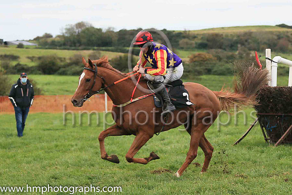 01st ASK D' MAN and B O'Neill ( 3 , LIGHT BLUE,maroon star; light blue  maroon striped sleeves; light blue cap,maroon star ) Trainer: D.M. Christie,, Owner : S.J. Hegarty