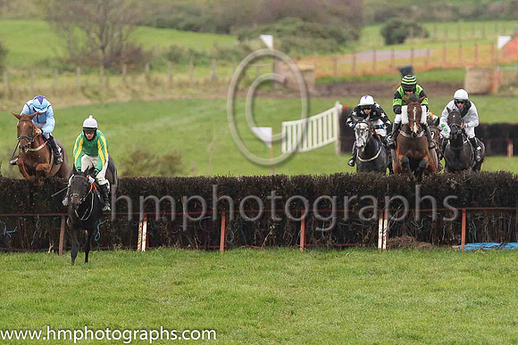 3 MIS CLOGHER and Derek O'Connor ( 8 , EMERALD GREEN; emerald green  yellow striped sleeves; green cap ) Trainer: Sam Curling,, Owner : Eamonn J. Ryan