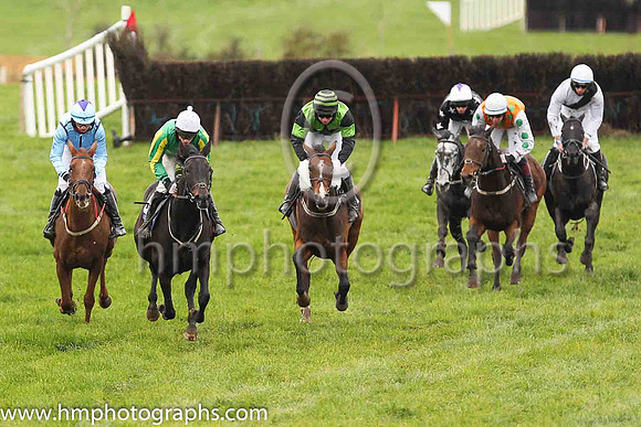 3 MIS CLOGHER and Derek O'Connor ( 8 , EMERALD GREEN; emerald green  yellow striped sleeves; green cap ) Trainer: Sam Curling,, Owner : Eamonn J. Ryan