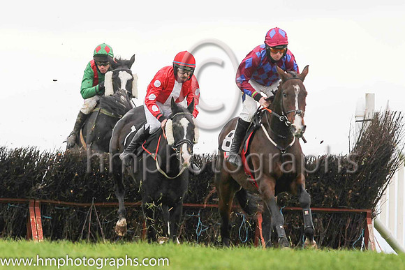 02nd JURY DUTY and J J Codd ( 8 , MAROON  ROYAL BLUE DIAMONDS; maroon  royal blue diamond sleeves; maroon cap,royal blue diamonds ) Trainer: Gordon Elliott,, Owner : Syndicate Sideways