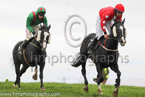 03rd COASTAL TIEP (FR) and B G Crawford ( 7 , RED,white stripe; red sleeves,white spots; red cap ) Trainer: S.R.B. Crawford,, Owner : Syndicate Jetmac