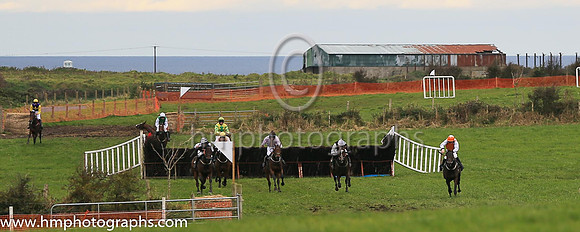 02nd GARDE DES CHAMPS and J J Codd ( 17 , ORANGE,white epaulettes; white sleeves; orange cap,white star ) Trainer: Denis Paul Murphy,, Owner : Denis Paul Murphy