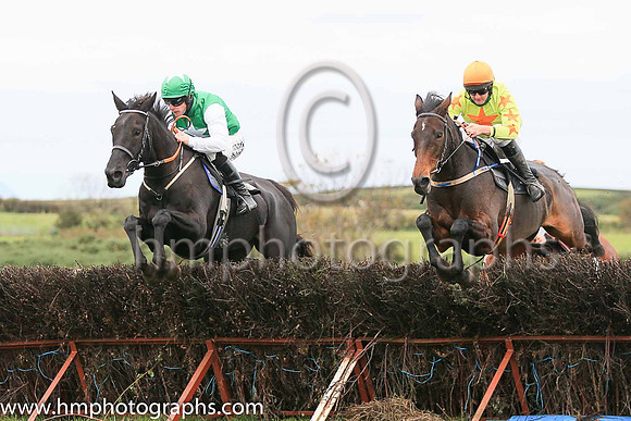 01st TEMPLEBREDIN and P A King ( 10 , EMERALD GREEN,white seams; emerald green sleeves; emerald green cap,white stars ) Trainer: Sam Curling,, Owner : Mary Teresa O'Brien