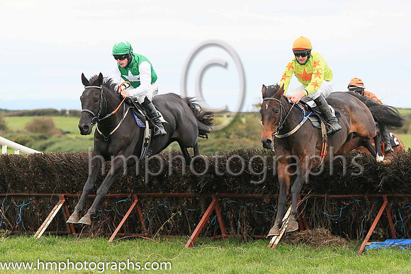 01st TEMPLEBREDIN and P A King ( 10 , EMERALD GREEN,white seams; emerald green sleeves; emerald green cap,white stars ) Trainer: Sam Curling,, Owner : Mary Teresa O'Brien