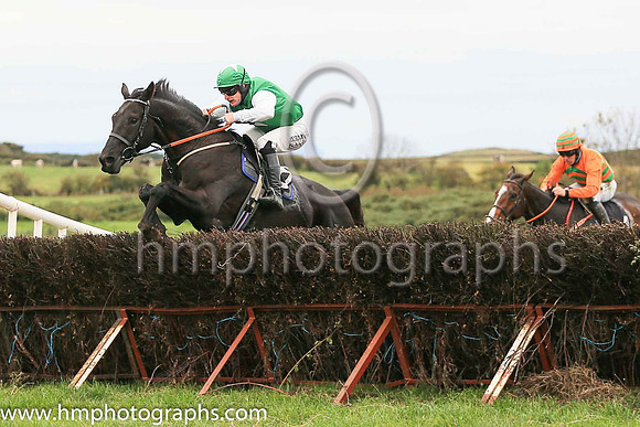 01st TEMPLEBREDIN and P A King ( 10 , EMERALD GREEN,white seams; emerald green sleeves; emerald green cap,white stars ) Trainer: Sam Curling,, Owner : Mary Teresa O'Brien