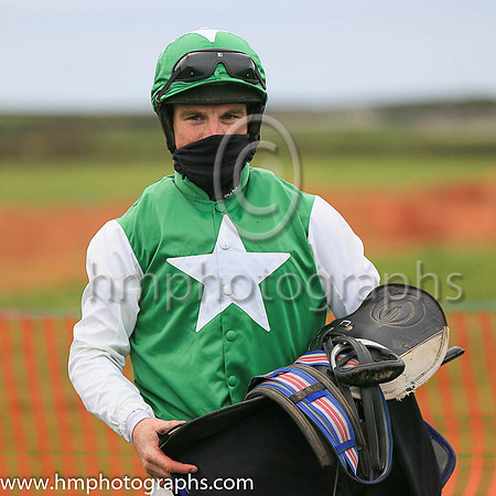 01st TEMPLEBREDIN and P A King ( 10 , EMERALD GREEN,white seams; emerald green sleeves; emerald green cap,white stars ) Trainer: Sam Curling,, Owner : Mary Teresa O'Brien