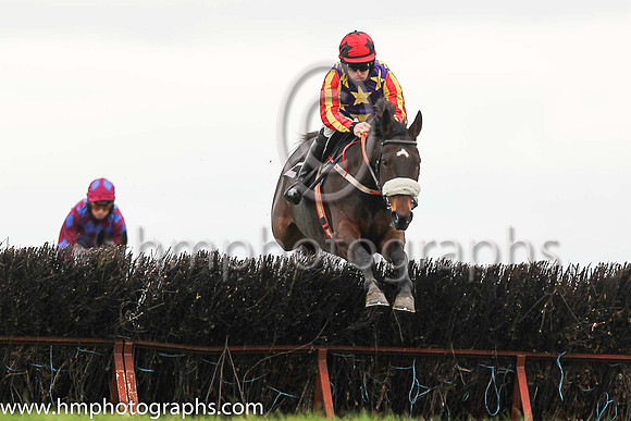 01st WINGED LEADER and B O'Neill ( 2 , LIGHT BLUE,maroon star; light blue  maroon striped sleeves; light blue cap,maroon star ) Trainer: D.M. Christie,, Owner : S.J. Hegarty