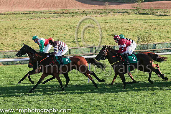 01st Flanking Maneuver and Mr F Maguire ( 2 , maroon, white star ) Trainer - N Meade , Owner - Gigginstown House Stud