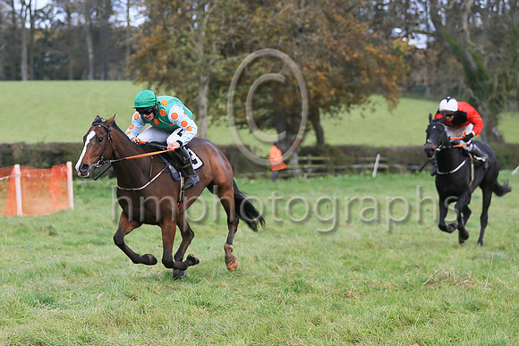 01st GRINGO D'AUBRELLE (FR) and R James ( 23 , EMERALD GREEN,orange spots; white sleeves,orange spots; emerald green cap ) Trainer: Donnchadh Doyle,, Owner : Syndicate Monbeg