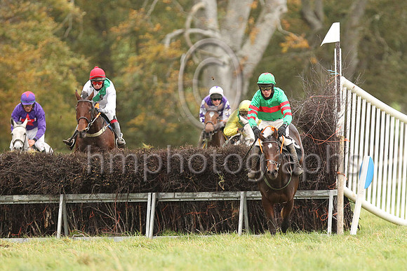 01st MISS US O and Derek O'Connor ( 9 , EMERALD GREEN,red hoop; emerald green  red hooped sleeves; emerald green cap,red star ) Trainer: B.R. Hamilton , Owner : Olivia Mary O'Reilly