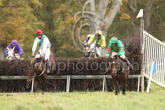 04th DRUMLEES PET and N McParlan ( 5 , YELLOW,emerald green diabolo; yellow sleeves; yellow cap ) Trainer: Sean McParlan,, Owner : Sean McParlan