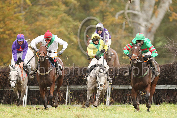 01st MISS US O and Derek O'Connor ( 9 , EMERALD GREEN,red hoop; emerald green  red hooped sleeves; emerald green cap,red star ) Trainer: B.R. Hamilton , Owner : Olivia Mary O'Reilly
