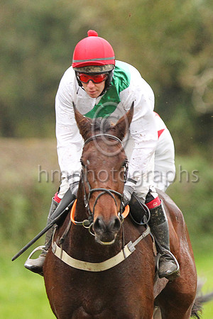 01st MR MANTILLA and S E O'Rourke ( 12 , WHITE,green sash; white sleeves; red cap ) Trainer: Vincent Devereux , Owner : James Devereux