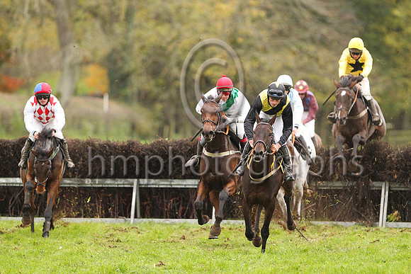 01st MR MANTILLA and S E O'Rourke ( 12 , WHITE,green sash; white sleeves; red cap ) Trainer: Vincent Devereux , Owner : James Devereux