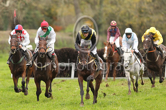 01st MR MANTILLA and S E O'Rourke ( 12 , WHITE,green sash; white sleeves; red cap ) Trainer: Vincent Devereux , Owner : James Devereux