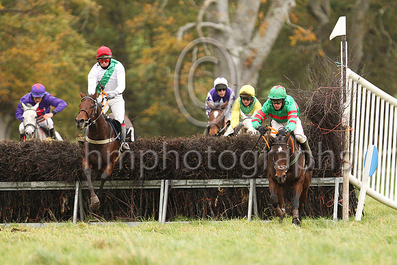 02nd JESSICA ZEE and S E O'Rourke ( 7 , WHITE,green sash; white sleeves; red cap ) Trainer: Vincent Devereux , Owner : James Devereux