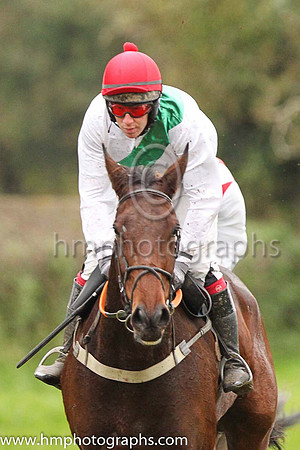 01st MR MANTILLA and S E O'Rourke ( 12 , WHITE,green sash; white sleeves; red cap ) Trainer: Vincent Devereux , Owner : James Devereux