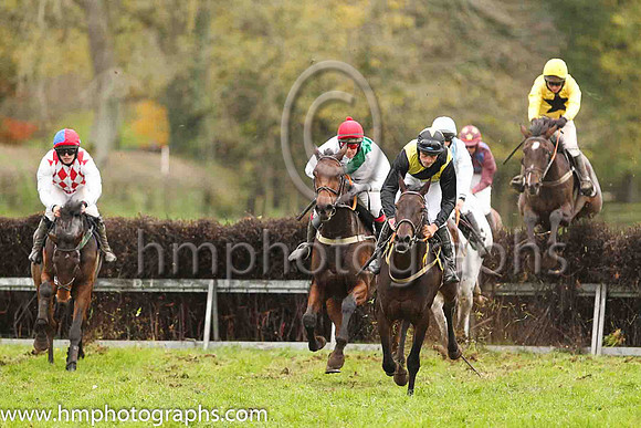 01st MR MANTILLA and S E O'Rourke ( 12 , WHITE,green sash; white sleeves; red cap ) Trainer: Vincent Devereux , Owner : James Devereux