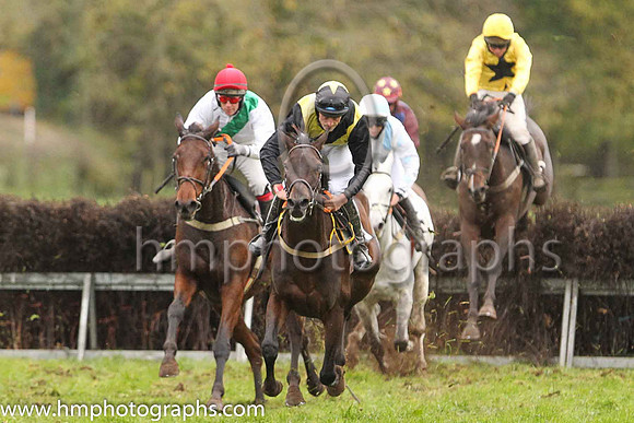01st MR MANTILLA and S E O'Rourke ( 12 , WHITE,green sash; white sleeves; red cap ) Trainer: Vincent Devereux , Owner : James Devereux