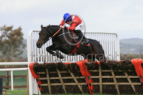 01st Quilixiosand J W Kennedy ( 1 , red, white cross sash ) Trainer - G Elliott , Owner - Cheveley Park Stud