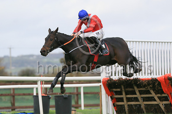 01st Quilixiosand J W Kennedy ( 1 , red, white cross sash ) Trainer - G Elliott , Owner - Cheveley Park Stud