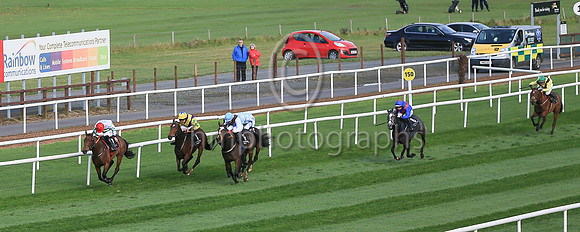 01st Skyaceand J S McGarvey ( 1 , purple, yellow chevron ) Trainer - J J Hanlon , Owner - Birdinthehand Syndicate