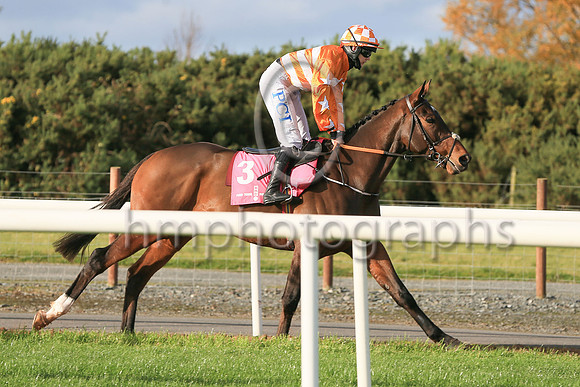 01st Aspire Towerand Rachael Blackmore ( 3 , yellow and white hoops ) Trainer - H De Bromhead , Owner - Brendan McNeill  Jonathan Maloney