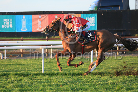 01st Chemical Energyand Mr J J Codd ( 3 , red, white diamond ) Trainer - G Elliott , Owner - Andrew Brown  Gemma Brown