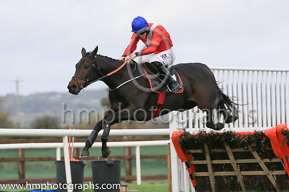 01st Quilixiosand J W Kennedy ( 1 , red, white cross sash ) Trainer - G Elliott , Owner - Cheveley Park Stud