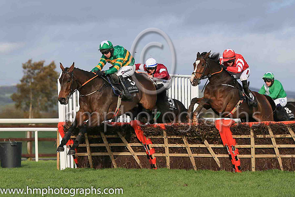 01st Cayd Boyand M P Walsh ( 5 , orange and green hoops ) Trainer - Miss E Doyle , Owner - John P McManus
