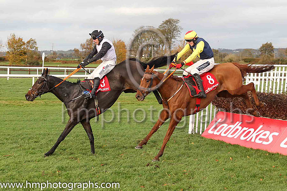01st The Storyteller and K M Donoghue ( 8 , dark blue, yellow diamond ) Trainer - G Elliott , Owner - Mrs P Sloan
