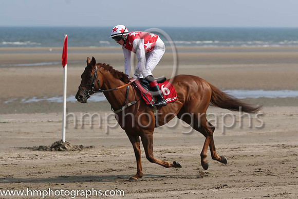 4 Connacht Council and C R King - - 4th (6 ,red, white stars ) Trainer - W McCreery