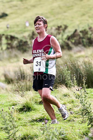 Janine Swail , 216th, 41st woman in 1.02.45 - Glens Runners - FT8E3676-e