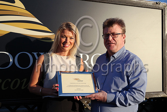 01st Set To Fire  Sean Davis (12, royal blue, royal blue and yellow sleeves) Trainer John James Feane, Owner Ms Orlagh Reynolds