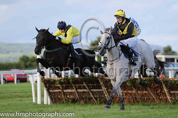 01st Black Benny and Derek O;Regan (8, yellow, dark blue sash) , trainer J P Broderick and 02nd Mai Fitzs Jack and J J slevin (4, yellow and black diabolo), trainer J P O'Brien