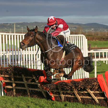 01st Battle Of Actium and D Meyler ( 4 , maroon, white star ) Trainer - J P O'Brien , Owner - Gigginstown House Stud
