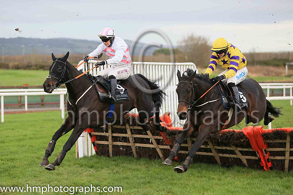 01st Feelgood Island and S F O'Keeffe ( 5 , yellow, blue stars ) Trainer - Miss E Doyle , Owner - Mrs R Rath