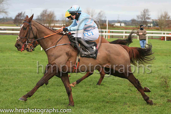 01st Arahecan and Rachael Blackmore ( 1 , light blue, pink chevrons ) Trainer - H De Bromhead , Owner - R S Brookhouse