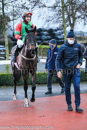 01st Dixie Flyer and Mr B G Crawford ( 11 , green, red braces ) Trainer - S R B Crawford , Owner - Martin Baker