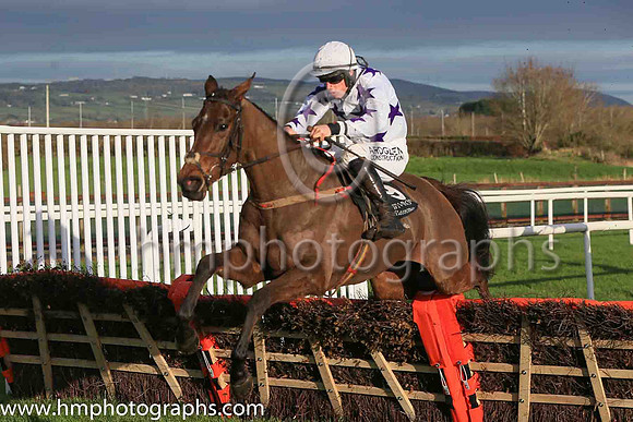 04th Macs Charm and B Hayes ( 9 , white, black stars ) Trainer - C A Murphy , Owner - Macs Charm Syndicate