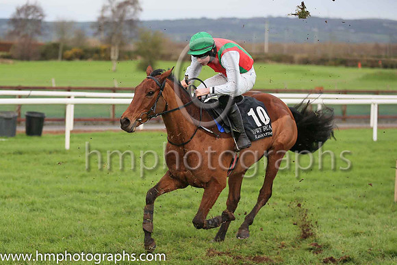 04th New Ross and O R Brown ( 10 , red, green braces, white sleeves ) Trainer - J P O?Brien , Owner - P McGee