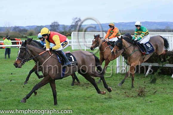 07th Some Man and Mr R James ( 5 , orange , green chevron ) Trainer - D M Christie , Owner - R Nicholas