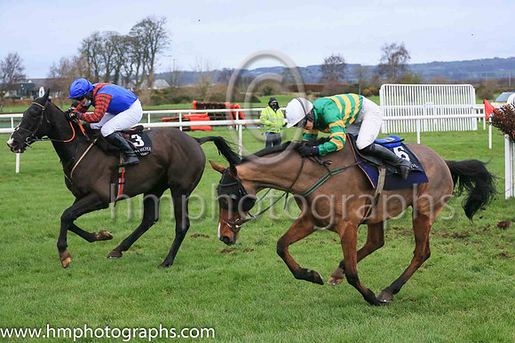 04th Stand Up And Fight and Miss A B O'Connor?5 ( 6 , orange and green hoops ) Trainer - E Bolger , Owner - John P McManus