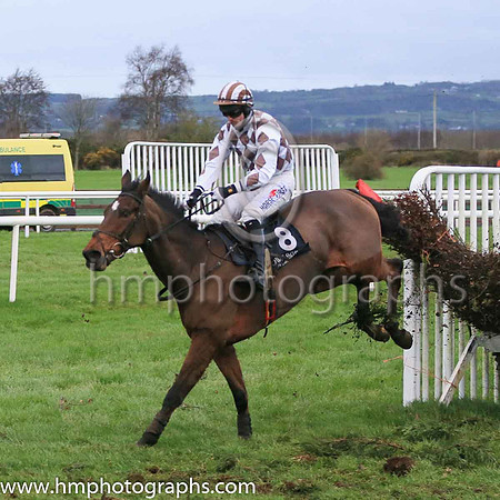 09th Walshestown and Mr J C Barry ( 8 , black and white diamonds ) Trainer - A A Howard , Owner - Claire Berry