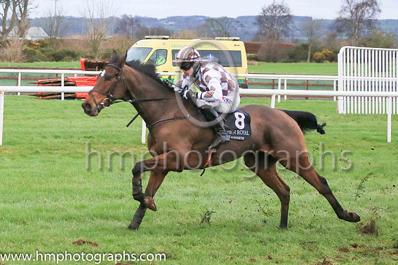 09th Walshestown and Mr J C Barry ( 8 , black and white diamonds ) Trainer - A A Howard , Owner - Claire Berry