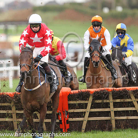 04th Nodoubtaboutthat and D J Hand ( 3 , red, white star ) Trainer - Shane Crawley , Owner - Who What Why Syndicate