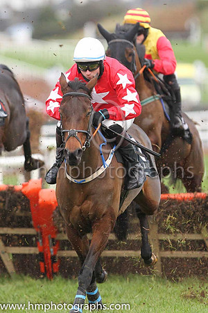 04th Nodoubtaboutthat and D J Hand ( 3 , red, white star ) Trainer - Shane Crawley , Owner - Who What Why Syndicate