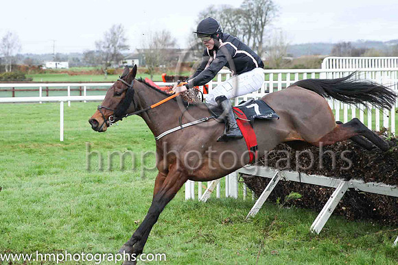 02nd Peterstown and J B Kane ( 7 , black , purple seams ) Trainer - T Gibney , Owner - Mrs Heidi Gibney