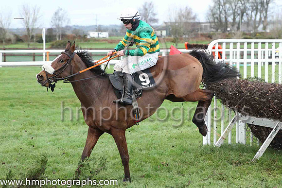 08th Odds Or Evens and S D Torrens ( 9 , orange and green hoops ) Trainer - A J Martin , Owner - John P McManus