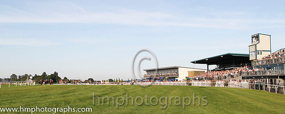 Racing at Down Royal - FT8E9777-Edit